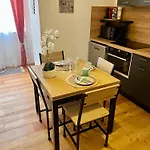 Διαμέρισμα Anita -centre -parking Prive -wifi Barcelonnette